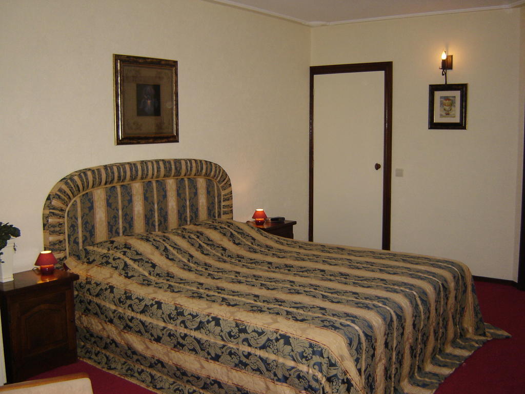 Kasteel Schaloen Valkenburg aan de Geul Quarto foto